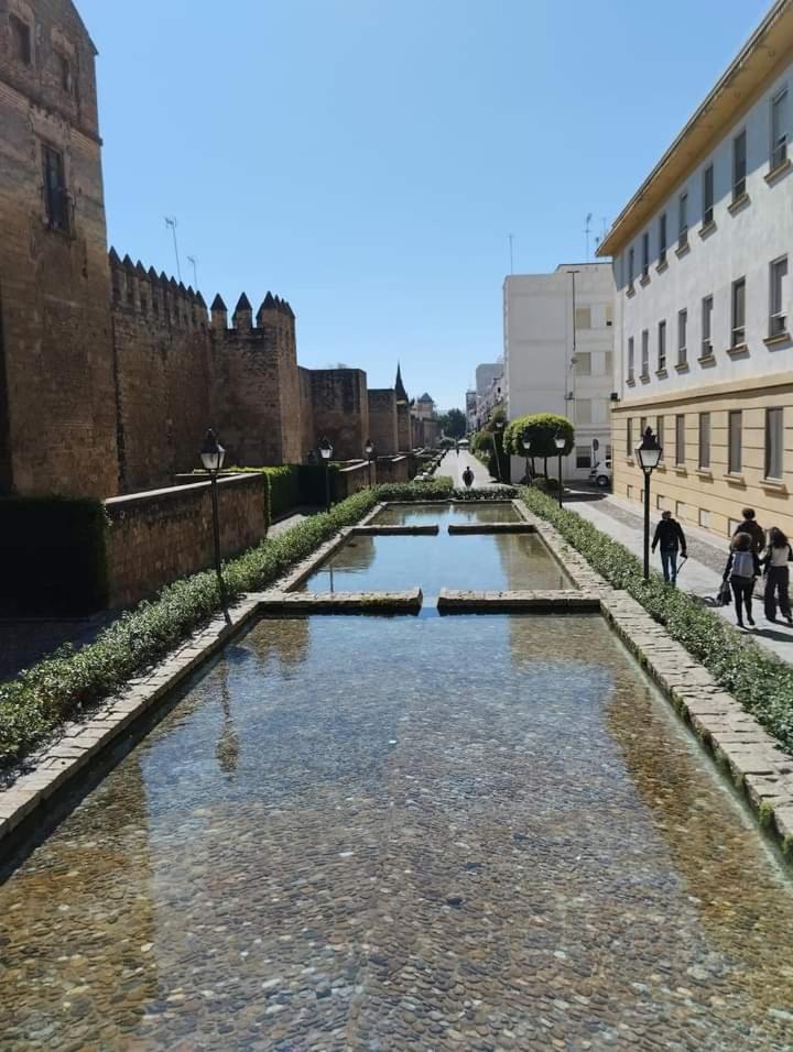 Patio De La Muralla Apartamentos กอร์โดบา ภายนอก รูปภาพ
